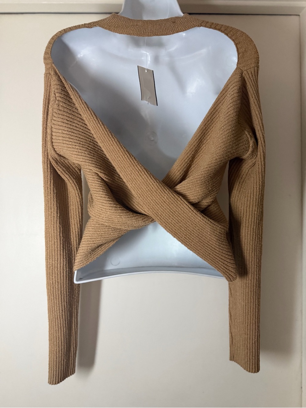 Prescott Open-Back Twist Ribbed Sweater - Camel - Picture 10 of 11